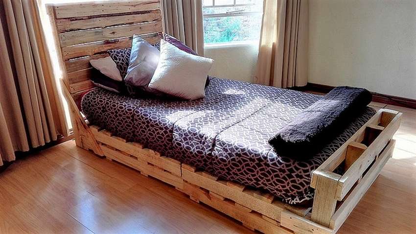 Single Bed Made Of Pallet Get, Single Bed Made From Pallets